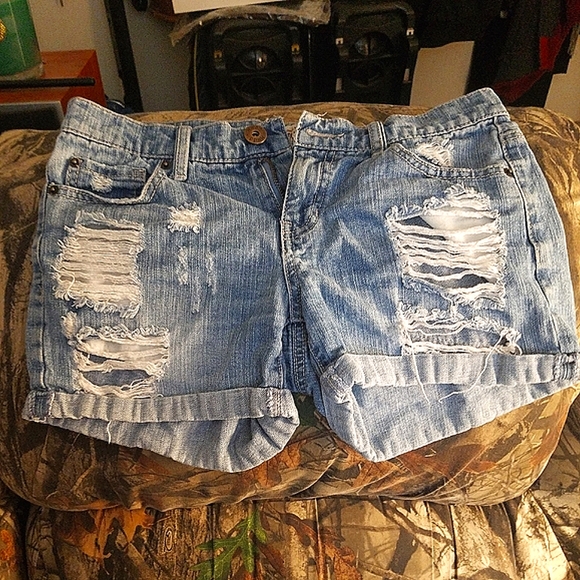 Mudd Pants - CLEARANCE 💖Junior's "Mudd" Jean Shorts Size 5